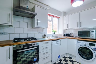 5 bed house, Sherwin Road, Lenton, Nottingham, NG71SA - Image 3