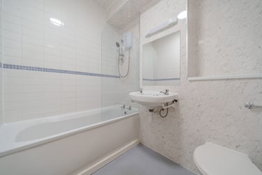 2 bed house, Flat 72, Mayfair Court, Fallowfield, Manchester, M146NS - Image 5