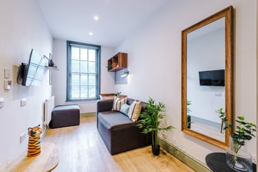 1 bed studio, Rodney Street, City Centre, Liverpool, L19ED - Image 1