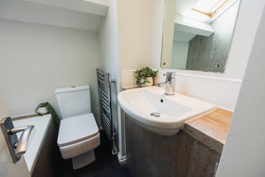 5 bed house, Hawthorne Terrace, Nevilles Cross, Durham, DH14EL - Image 4