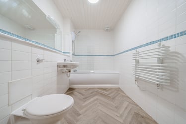 2 bed house, Flat 9, Mayfair Court, Fallowfield, Manchester, M146NS - Image 2