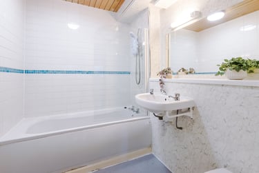 2 bed house, Flat 16, Mayfair Court, Fallowfield, Manchester, M146NS - Image 3