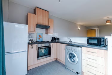 2 bed house, Flat 12, Mayfair Court, Fallowfield, Manchester, M146NS - Image 4