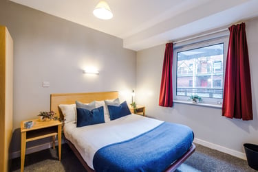 2 bed house, Flat 54, Mayfair Court, Fallowfield, Manchester, M146NS - Image 1