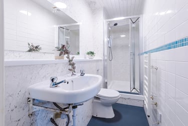 2 bed house, Flat 57, Mayfair Court, Fallowfield, Manchester, M146NS - Image 4