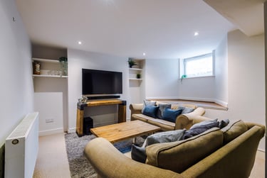 7 bed house, Douglas Road, Radford, Nottingham, NG71NW - Image 1