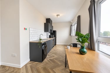 2 bed flat, Flat 37, Mayfair Court, Fallowfield, Manchester, M146NS - Image 12