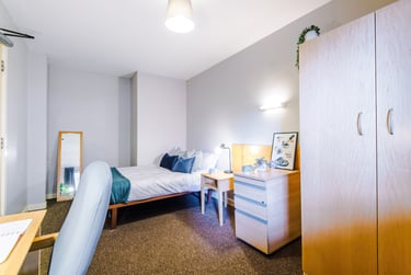 3 bed house, Flat 76, Mayfair Court, Fallowfield, Manchester, M146NS - Image 10