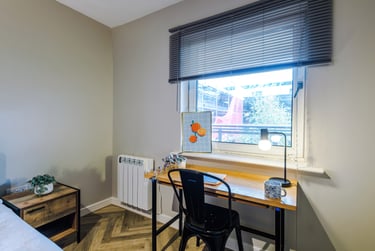 3 bed house, Flat 75, Mayfair Court, Fallowfield, Manchester, M146NS - Image 4