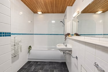 2 bed house, Flat 24, Mayfair Court, Fallowfield, Manchester, M146NS - Image 3