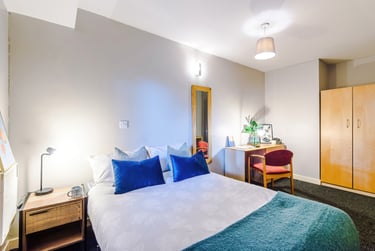 3 bed house, Flat 79, Mayfair Court, Fallowfield, Manchester, M146NS - Image 4