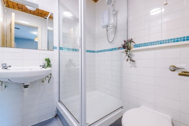 3 bed house, Flat 76, Mayfair Court, Fallowfield, Manchester, M146NS - Image 6