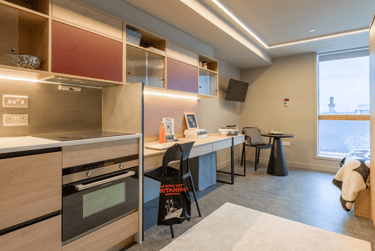 Superior Studio at Potterrow, 16-20 Potterrow, Marchmont, Edinburgh, EH89BL - Image 1