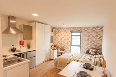 Premium Studio - Image 1