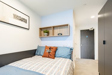 Cozy En Suite at Croft Court, 16 Stokes Croft, St Paul's, Bristol, BS13PR - Image 2