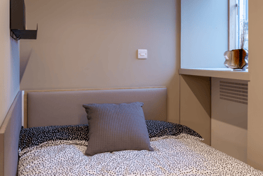 Platinum Studio at Potterrow, 16-20 Potterrow, Marchmont, Edinburgh, EH89BL - Image 1