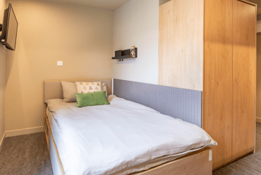 Executive Studio at Potterrow, 16-20 Potterrow, Marchmont, Edinburgh, EH89BL - Image 5