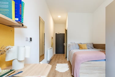 Club Studio at Beckton House, Station Road, Beeston, Nottingham, NG92WW - Image 1
