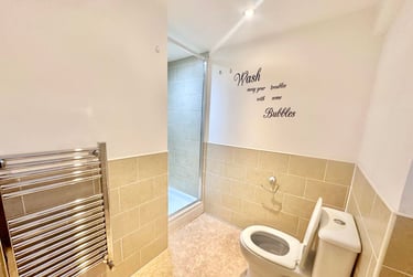 1 bed studio, Flat 8, Plymouth, PL48NH - Image 6