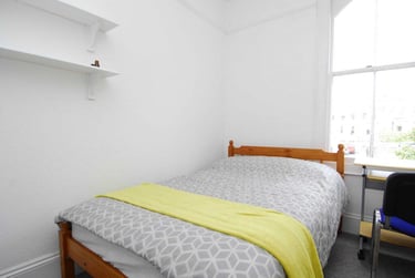 3 bed house, Maisonette, Plymouth, PL46ER - Image 5