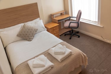 3 bed house, Flat 1, Plymouth, PL48PN - Image 10