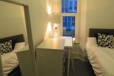 5 bed house, 27 Furzehill Road (students), Plymouth, PL47JZ - Image 14