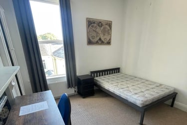 4 bed house, 84 Beaumont road (students), Plymouth, PL49EA - Image 3