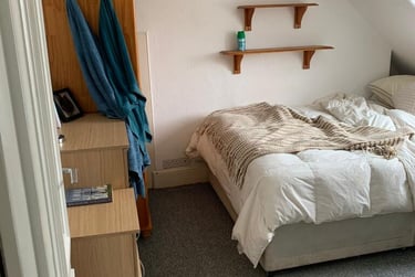 6 bed house, 15 Headland Park (students), Plymouth, PL48HS - Image 4