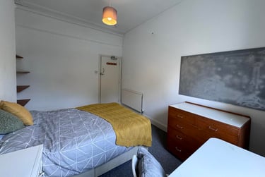 7 bed house, 25 North Road East (students), Plymouth, PL46AS - Image 3
