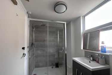7 bed house, 25 North Road East (students), Plymouth, PL46AS - Image 5