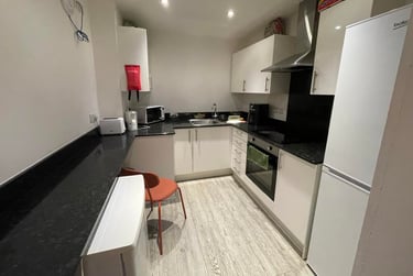 13 bed house, 8 Queen Anne Terrace (students), Plymouth, PL48EG - Image 5