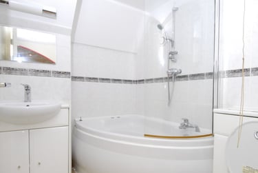 3 bed house, Flat 35, Plymouth, PL48AS - Image 3