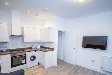 2 bed house, Flat 4, Plymouth, PL46AY - Image 4