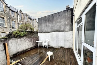 4 bed house, 2 Guildford Street (students), Plymouth, PL48DS - Image 2