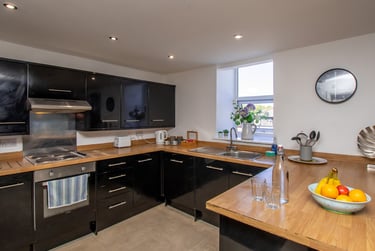 4 bed flat, Flat A The Clubhouse (students), Plymouth, PL46LD - Image 2