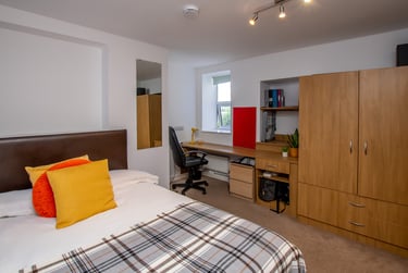 5 bed flat, Flat D The Clubhouse (students), Plymouth, PL46LD - Image 2