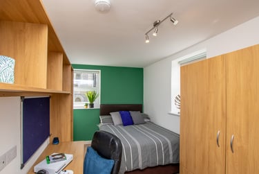4 bed flat, Flat C The Clubhouse (students), Plymouth, PL46LD - Image 2