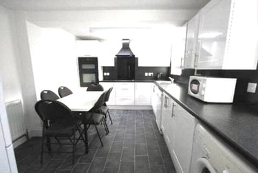 6 bed house, 66 Alexandra Road (students), Plymouth, PL47JT - Image 11