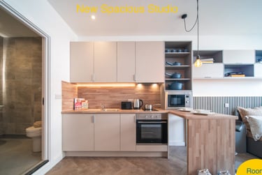 1 bed studio, Armada House New Spacious Studio (students), Plymouth, PL11LB - Image 8