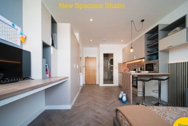 1 bed studio, Armada House New Spacious Studio (students), Plymouth, PL11LB - Image 9