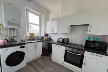 4 bed house, 9 Patna Place  TFF (students), Plymouth, PL15AZ - Image 1
