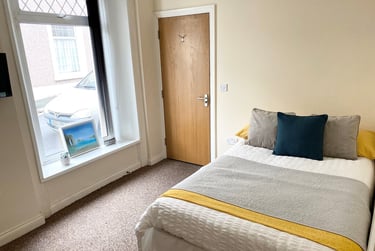 6 bed house, 16 Chedworth Street (students), Plymouth, PL48NT - Image 4