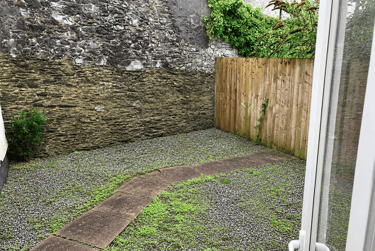3 bed flat, 49 North Street (students), Plymouth, PL48DH - Image 1