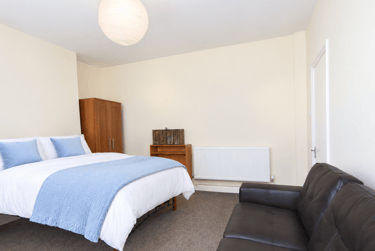 3 bed flat, 49 North Street (students), Plymouth, PL48DH - Image 2