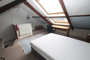 4 bed house, 3 Beaumont Place (students), Plymouth, PL48EA - Image 11