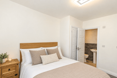 2 bed house, Flat 4, Plymouth, PL46AY - Image 1