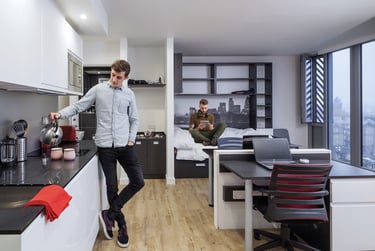 Twin room-Tower Bridge at Tower Bridge, 52 Minories, Tower Hill, London, EC3N1JJ - Image 2