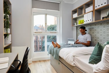 Private Bedroom - Image 2