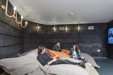 Ensuite Bedroom-Tower Bridge at Tower Bridge, 52 Minories, Tower Hill, London, EC3N1JJ - Image 2