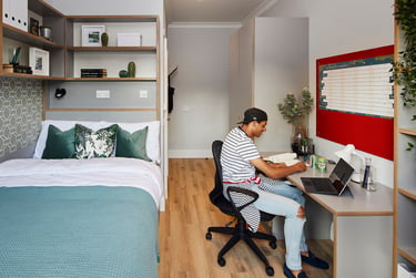 Private Bedroom - Image 8